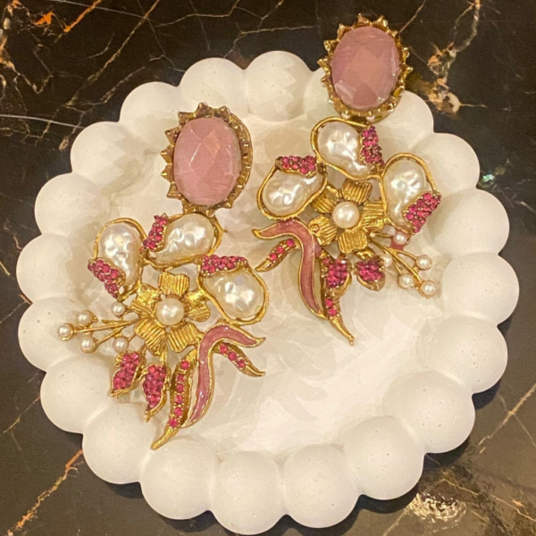 Flora Majesty earings